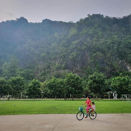 Phuphayot Resort Trang Exteriör bild