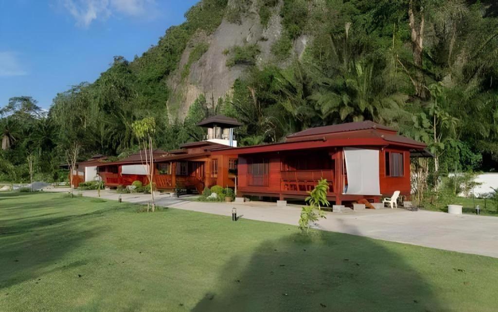 Phuphayot Resort Trang Exteriör bild