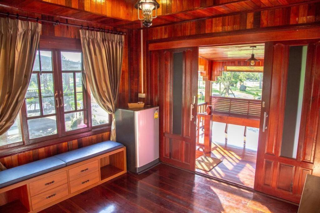 Phuphayot Resort Trang Exteriör bild