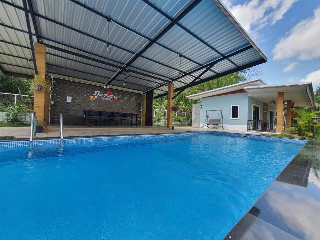 Phuphayot Resort Trang Exteriör bild