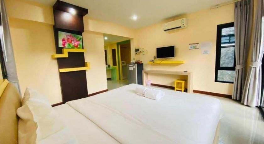 Phuphayot Resort Trang Exteriör bild