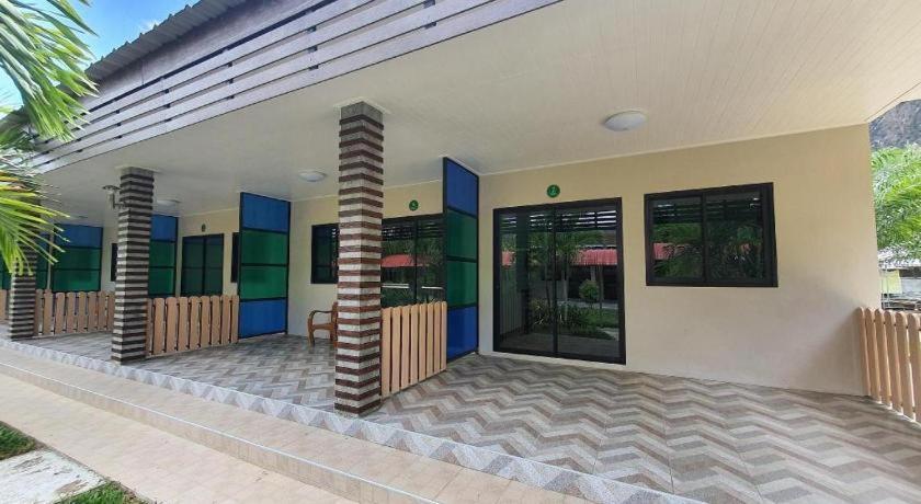Phuphayot Resort Trang Exteriör bild