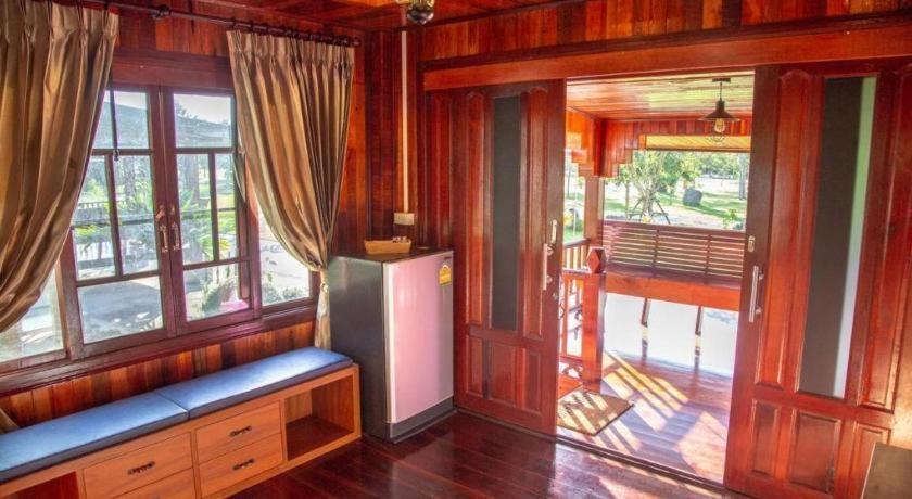 Phuphayot Resort Trang Exteriör bild