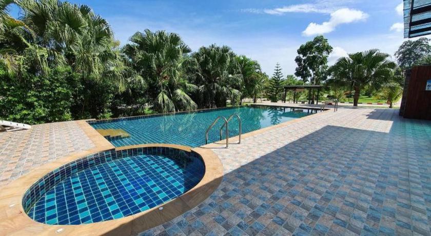 Phuphayot Resort Trang Exteriör bild